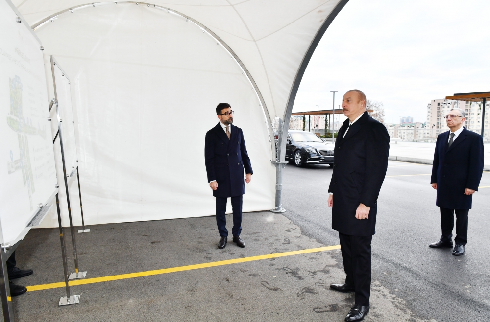 Azərbaycan Respublikasının Prezidenti İlham Əliyev dekabrın 30-da Bakıda Mərkəzi Parkın ikinci hissəsinin açılışında iştirak edib.