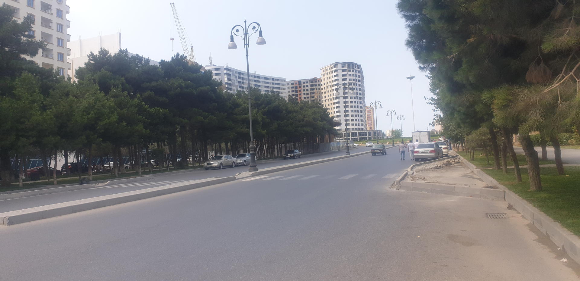 Məhəmməd Hadi küçəsində yol infrastrukturu dəyişdirilir - FOTO