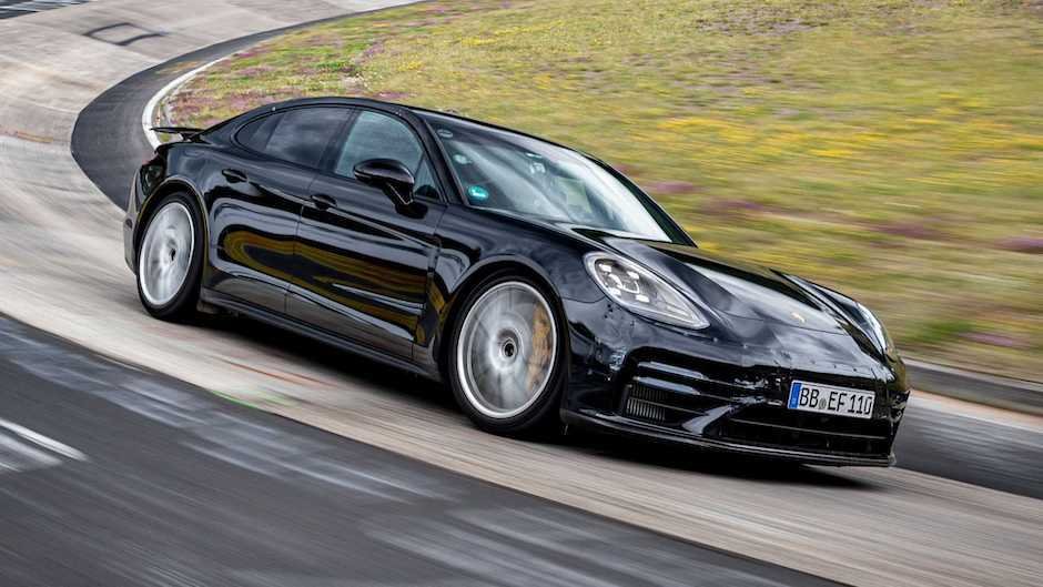 Porsche Panamera “Şimal ilgəyinin” yeni rekordunu qeydə alıb