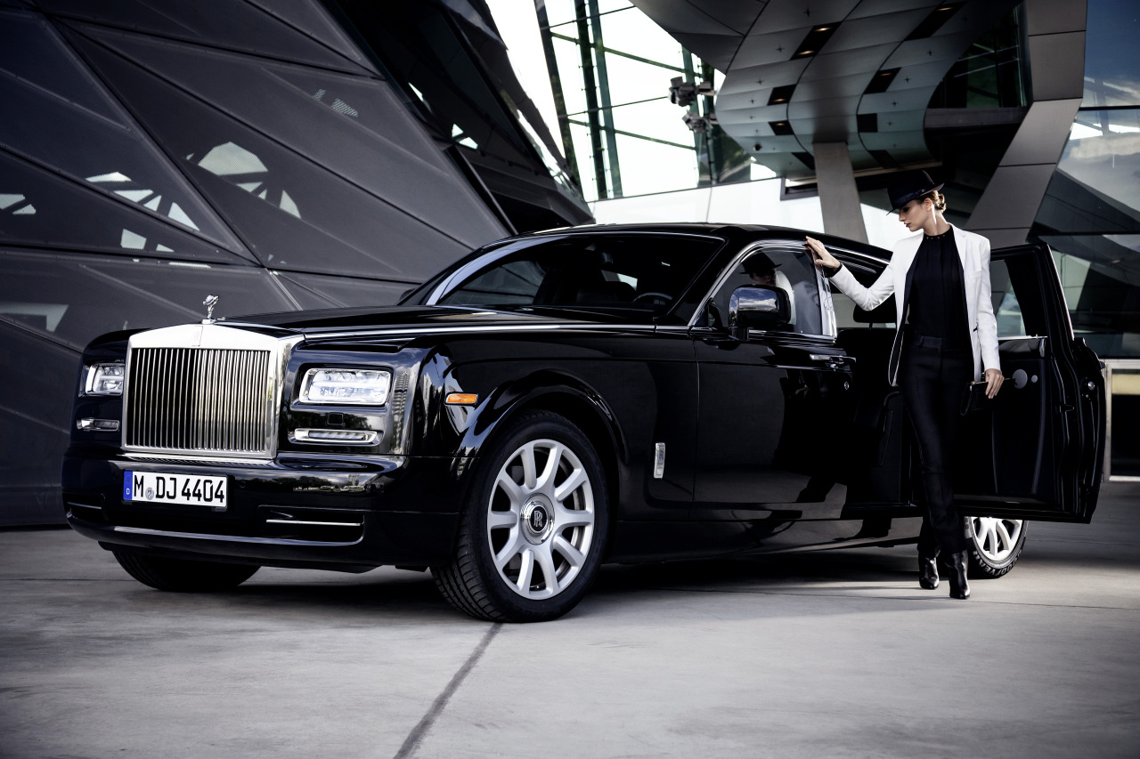 Naməlum Rolls-Royce avtomobili testlər zamanı çəkilib
