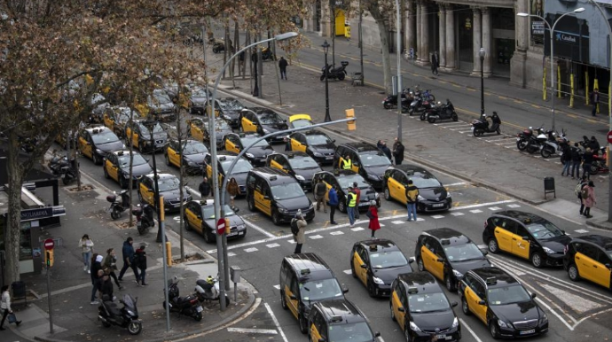 Taksi xidməti elektromobillərdən istifadəyə keçəcək