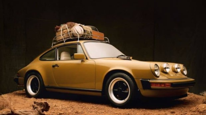 "Porsche" moda həftəsi üçün xüsusi 911 sportkarını hazırlayıb