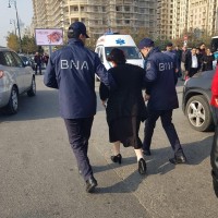 Halı pisləşən vətəndaş BNA əməkdaşlarının köməkliyi ilə xəstəxanaya çatdırılıb