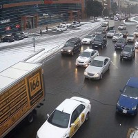 Qar yağması ilə əlaqədar yalnız gecə saatlarında Heydər Əliyev prospekti-Hava limanı-Bilgəh və Zığ-Hava limanı avtomagistrallarında sürət həddi bütün zolaqlar üzrə 60 km/saatadək endirilib