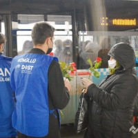 Azərbaycan könüllüləri Beynəlxalq Qadınlar Günü münasibətilə aksiya keçiriblər